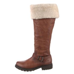 frye vanessa shearling boots